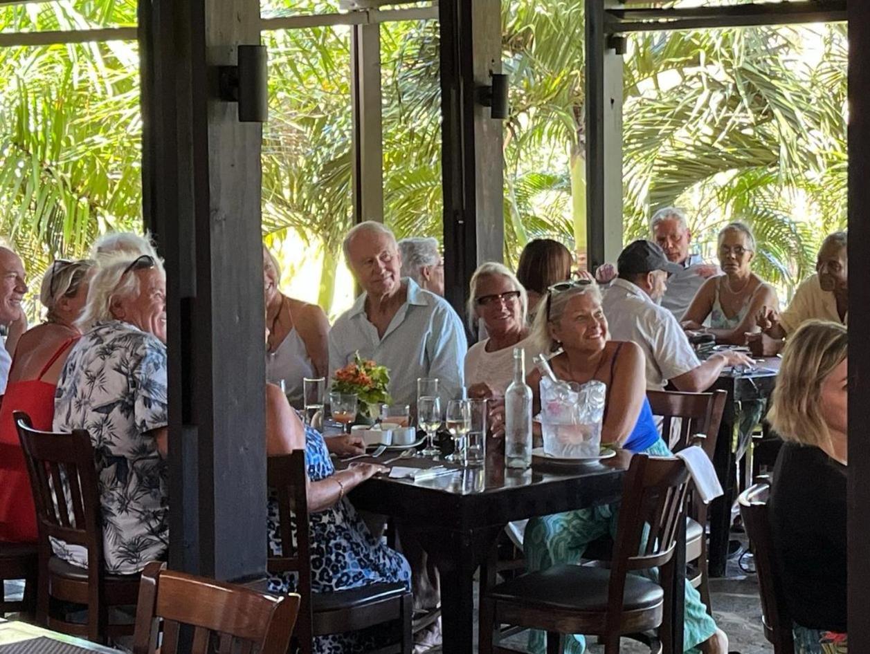 Отель Firefly Estate Bequia Крисент-Бич Экстерьер фото